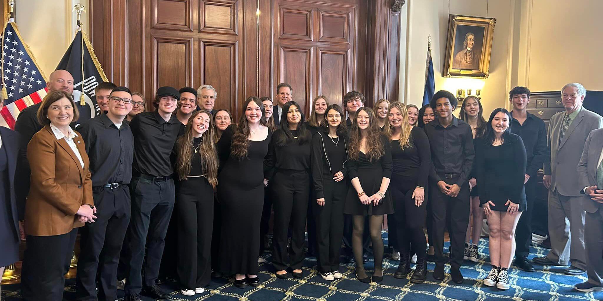 Alvirne High School Music performs at the State House!